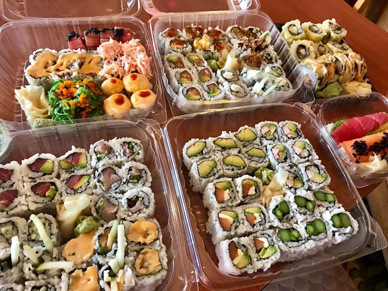 Gorilla Sushi food